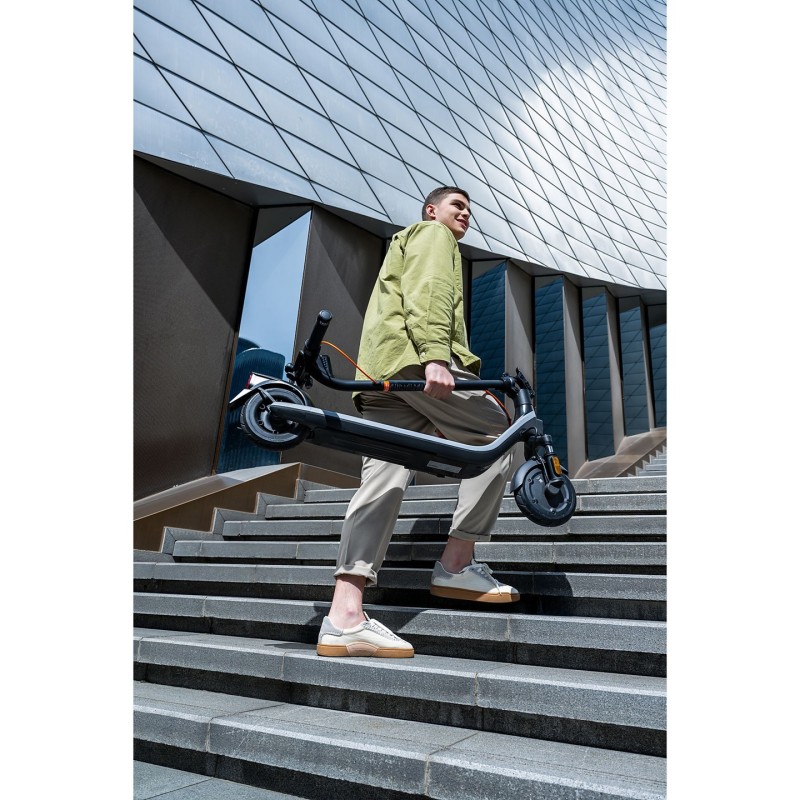 Segway E2 Plus II Elektrikli Scooter